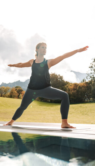 Wellnesshotel in Bayern mit Yoga im Freien.