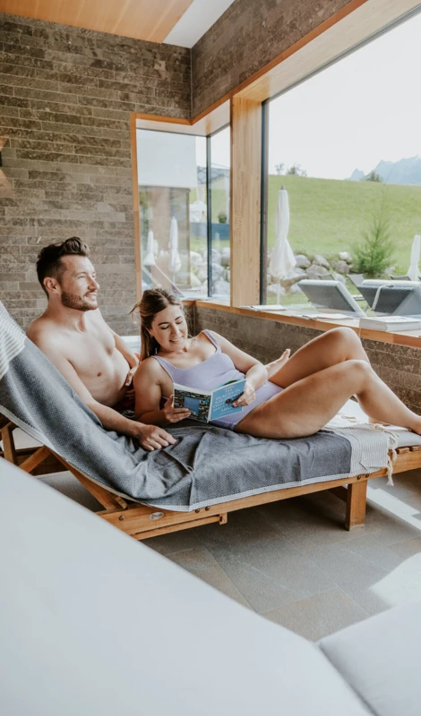 Romantisches Zweisamkeit im Ruheraum im Wellnesshotel Klosterhof in Bayern